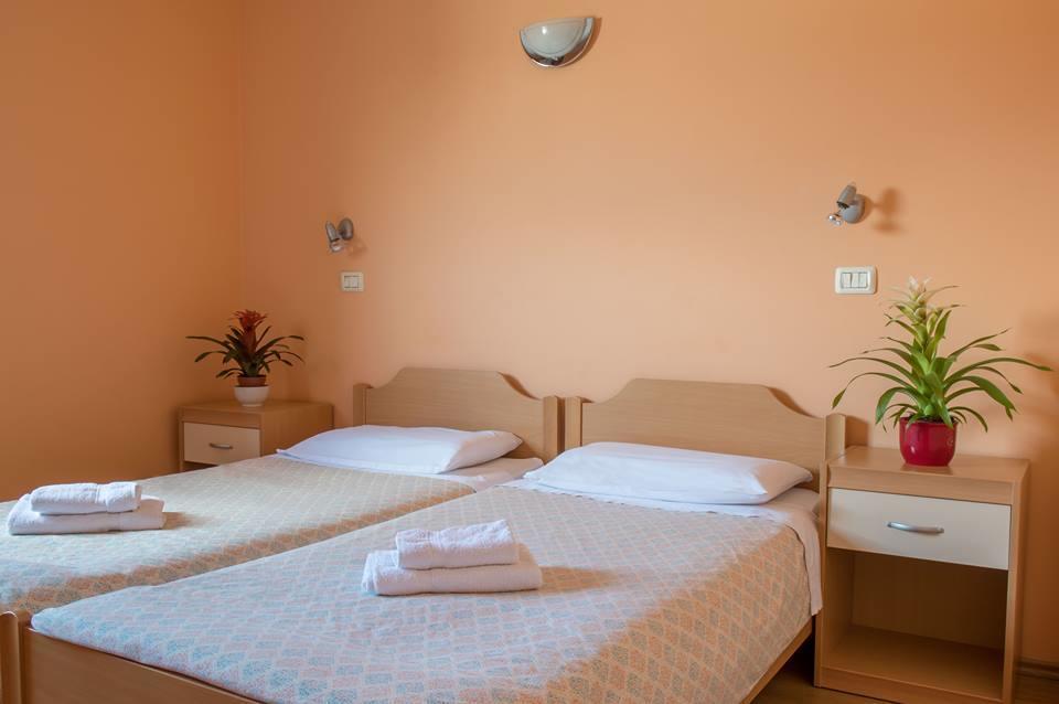 Guest House Danilo-Hisa Primc イリルスカ・ビストリツァ エクステリア 写真